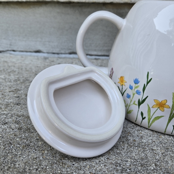 Rae Dunn "MOM'S TEA" By Magenta Floral Teapot Artisan Collection Gift - Picture 14 of 16